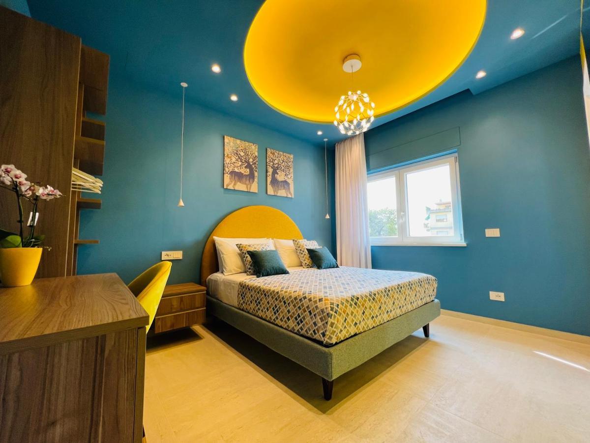 Yourhome - Lucrezia Suites ซอร์เรนโต ภายนอก รูปภาพ